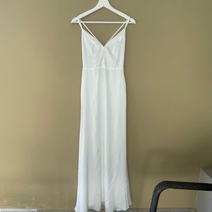 Beautiful Lulu’s White Dress Open Back